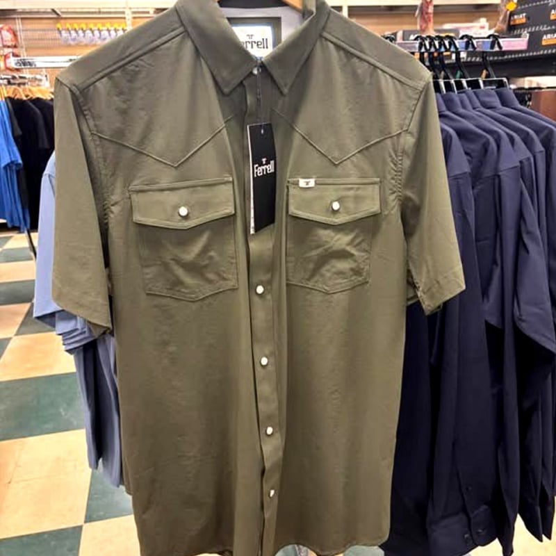 Men's Apparel DeSoto Town & Country